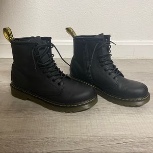 Black Airway Boot (Dr. Martens)